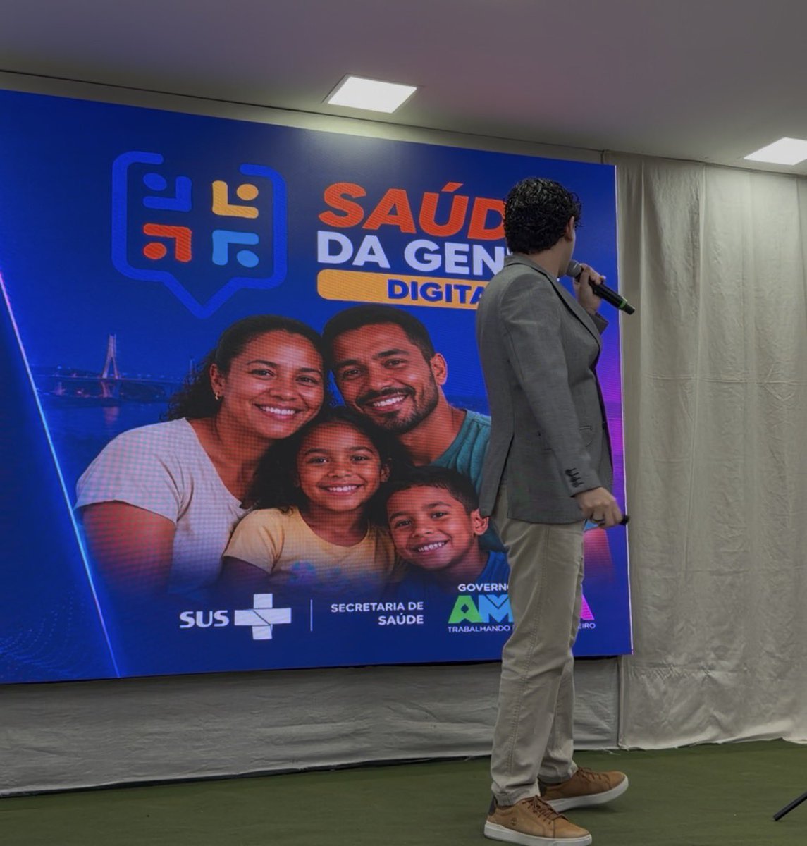 gergedu's tweet photo. Gente, por tudo que os amapaenses vão conseguir se consultar por um aplicativo de celular logo em breve https://t.co/rwaTzFKtUC