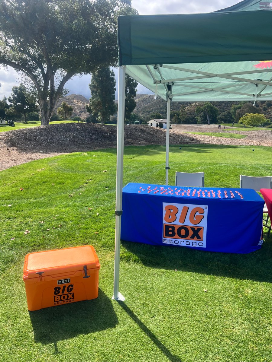 BigBoxStorage's tweet photo. β³ Golf Day is about more than golf. Proud to recognize the Boys & Girls Clubs of East County and their impact on local youth. π
#PortableStorage #BigBoxStorage #CommunitySupport #EastCounty #GolfDay #BGCEC #GivingBack #YouthDevelopment #CommunityImpact #SanteeCA https://t.co/tvMxUSWwXN