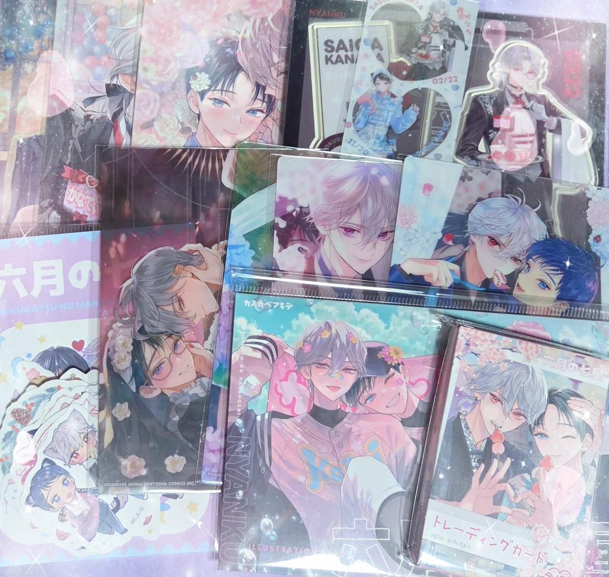 Sushi_toNiku's tweet photo. カスカベ先生初めまして🙇‍♂️
我が家にも無事届きました！
学祭ｴﾝｼﾞｮｲかな晴の装いがどストライクだったので、手に取ることが出来嬉しいです！そして2人のﾘﾝｸｺｰﾃﾞ箇所を見つけてはニヤついています☺️
たっくさん愛でさせていただきます🥰✨️
これからも応援しております🙇‍♂️✨
 #六月の七星 https://t.co/Lu3HKHh6Ur