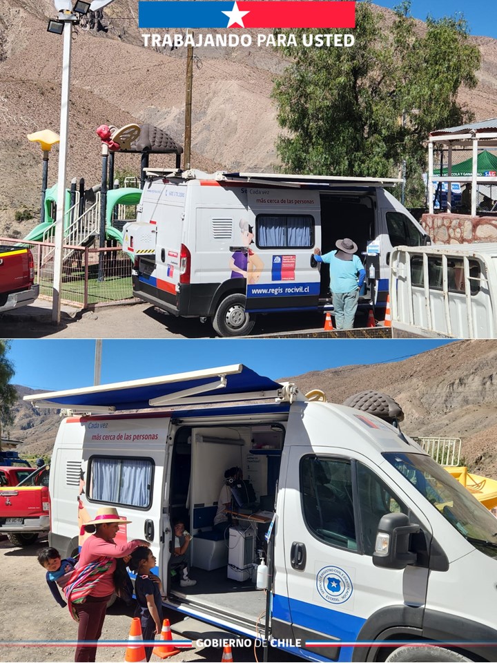RCivil_Tarapaca's tweet photo. [🚐CivilMóvil] En #Sibaya -comuna de #Huara- hoy estamos atendiendo junto a @DPPTamarugal para tramitar cédulas, pasaportes y entregar códigos de activación de #ClaveÚnica y así la comunidad pueda activar el #CupónDeGas. https://t.co/SuguVj9vAa