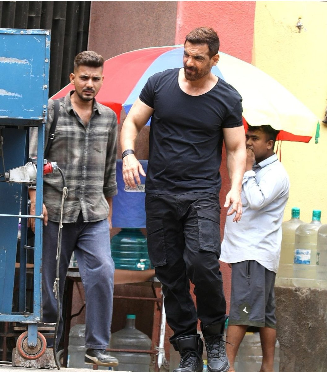 narreshrabari's tweet photo. #Exclusive 🚨

#JohnAbraham on the Sets of #Force3 https://t.co/BPlTT2tPJn