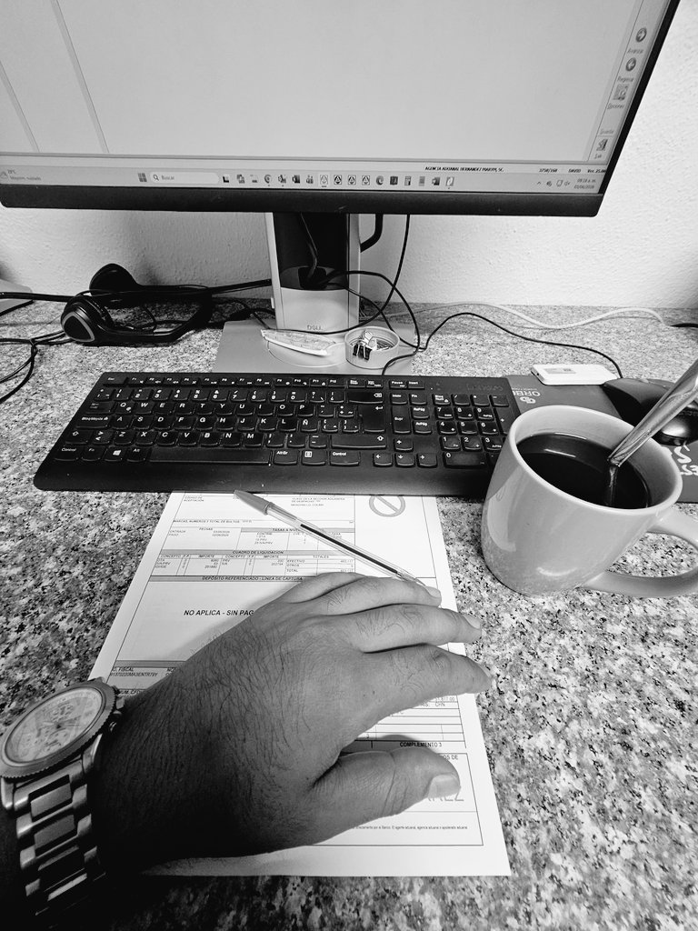 JARVAZ08's tweet photo. 👽☕️ CAFE Y UN CIGARRO PARA QUE ESTALLE 👽☕️
#MZO
#MANZANILLO
#SACASACA
#YAKLIN
#DIASGRISES https://t.co/Es2QNQgCEP