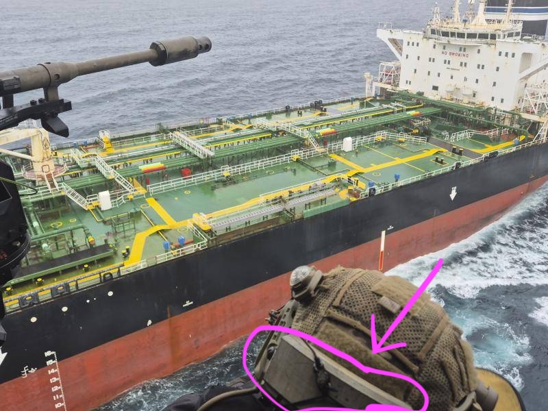SomeBitcoinDude's tweet photo. What is this block on the back of this French Navy helmet? @Mrgunsngear @WarPath2pt0 @WL_TAC @thewardoll @Psy_ware @Shadzey1 @TheM203Guy @hoplopfheil https://t.co/dndxufmnR5