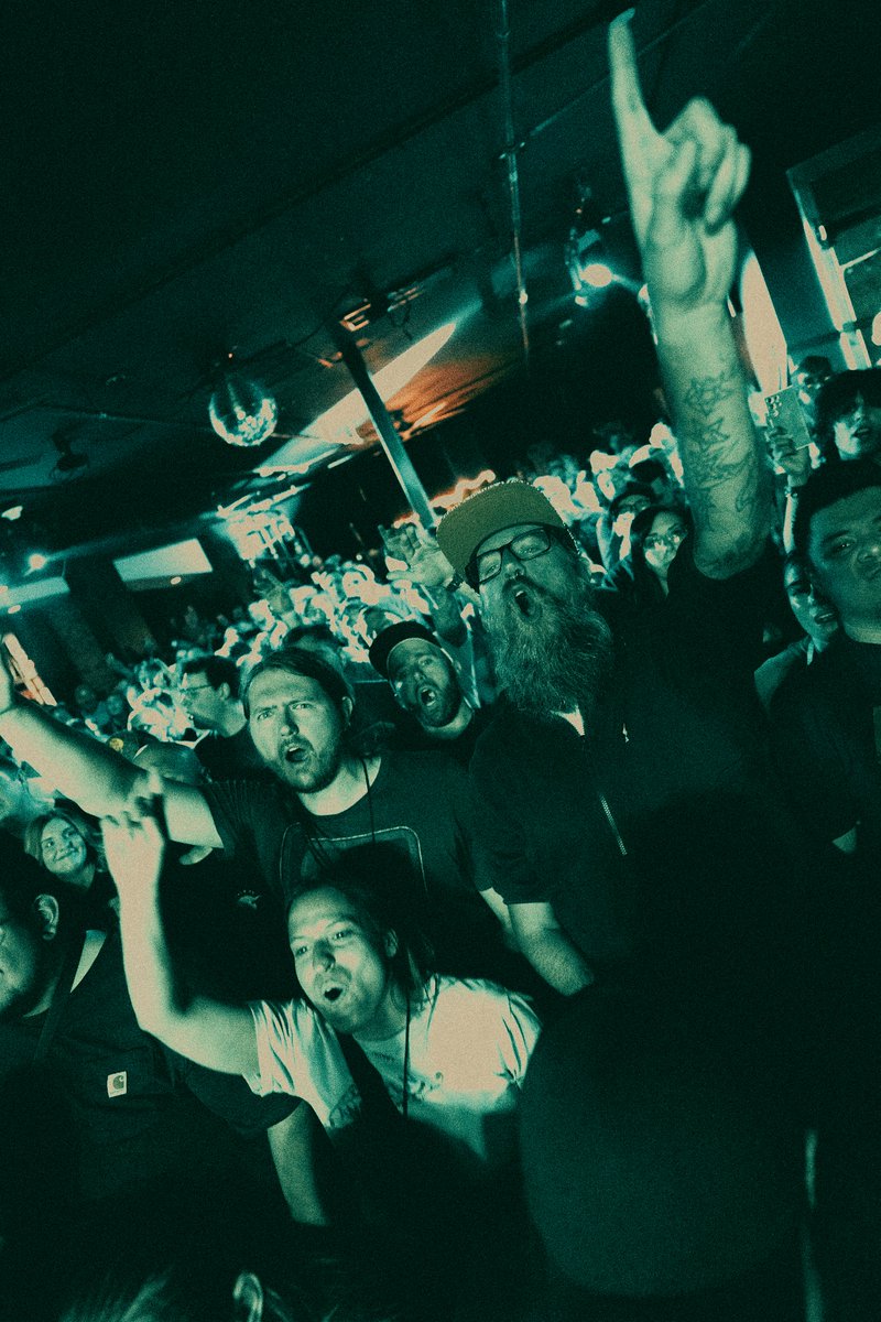 anberlin's tweet photo. Amityville! Thank you. We’re in Albany tonight and Portland, Maine tomorrow.

🎫: https://t.co/acf5cF3TYp https://t.co/IsRFYzYMpu