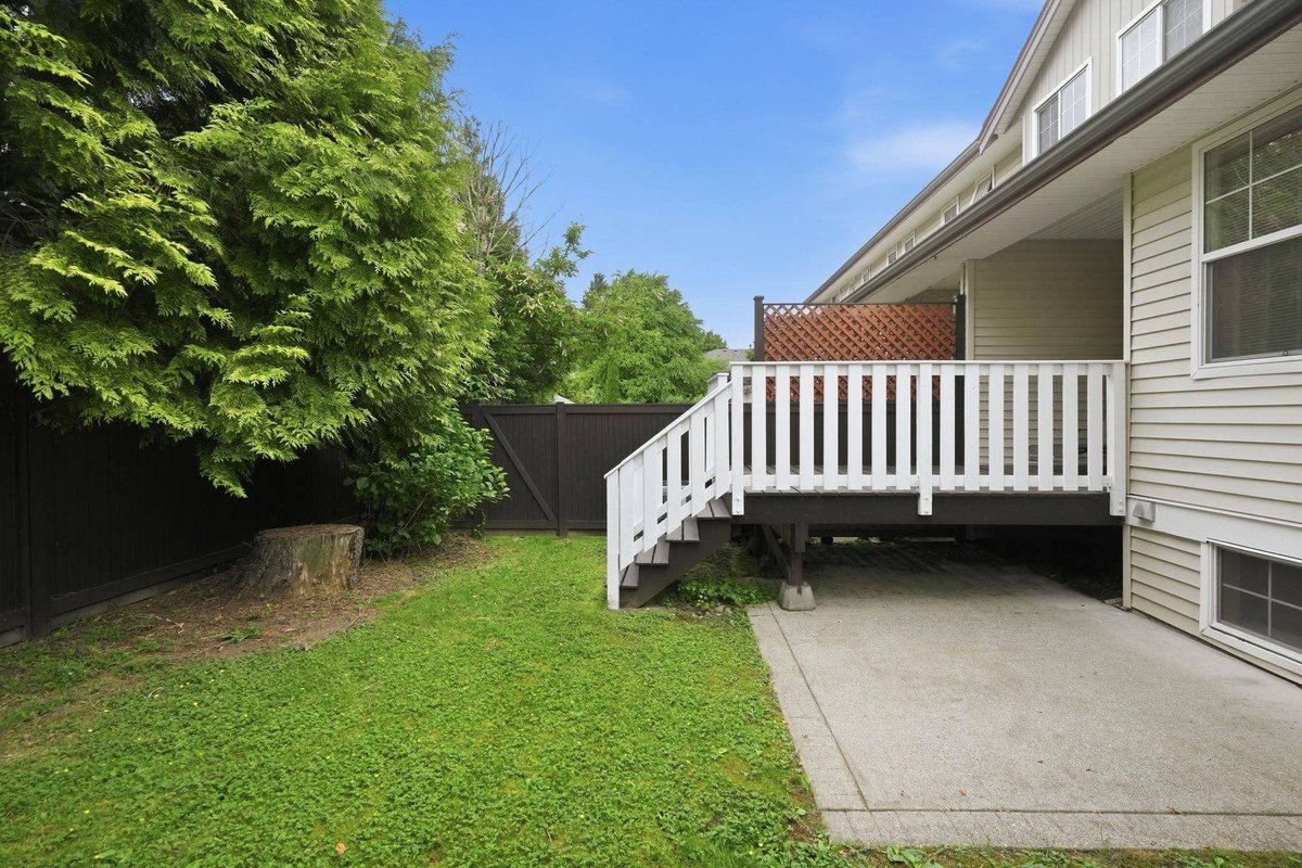 JustinOttRealty's tweet photo. 🏡New 4BR 4Ba 4Parking Townhouse Listing: 45140 South Sumas RD unit 5 Sardis.
Listing Price: $670,000

Schedule a showing through link in bio or DM.

#sardis #townhouse #Doublegarage https://t.co/WrFpdbw7pF