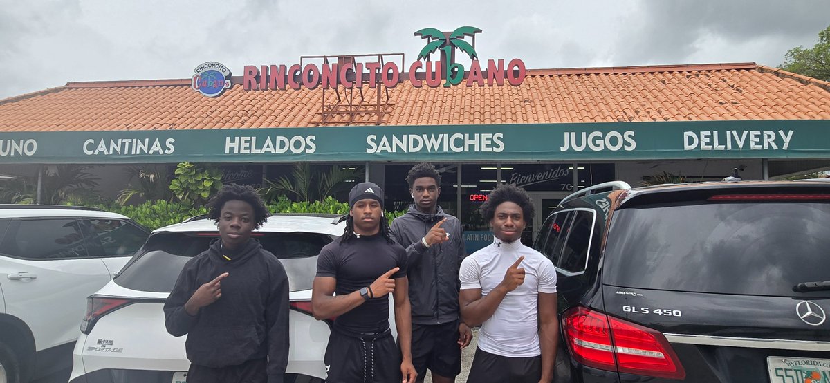 CoachE954's tweet photo. Its not a trip to Dade County without some Cuban Food. Thank you 
@ArturoFreeman
 
@CoachFrankPonce
 
@HCWillieSimmons
 
@Fiufootball https://t.co/S8oqXr8ltb