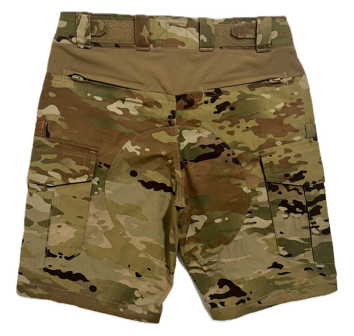 TripleATactical's tweet photo. Today we depart my 2nd home (🇳🇴) and return to my home country to look at a pattern currently used by the US Army, Air Force, and Space Force.

Camo Pattern: 🇺🇸American Operational Camouflage Pattern (OCP) Camo

Fabric Material: 50/50 nylon-cotton rip-stop

IRR Compliant: YES

Notes: Operational Camouflage Pattern (OCP), originally codenamed Scorpion W2, is the standard military camouflage pattern currently used by the United States Army, United States Air Force, and United States Space Force.  Adopted officially in 2015, it replaced the ineffective Universal Camouflage Pattern (UCP) and the temporary MultiCam pattern used in Afghanistan.  The pattern features a blend of seven earth tones—including greens, browns, tans, and beige—arranged in horizontal, organic shapes designed to provide effective concealment across woodland, desert, and transitional environments.

OCP is a modified version of the original Scorpion pattern. Unlike its predecessor UCP, which used a pixelated gray-dominant design, OCP utilizes softer, non-pixelated shapes with a lighter color palette and horizontal flow. Testing indicated that OCP is approximately 20% more effective than UCP at shielding soldiers from detection in varied terrains.  While visually similar to MultiCam, OCP lacks the vertical "twiglet" elements found in MultiCam and features larger, more horizontal color blobs, making it specifically tailored for the operational environments frequently encountered by U.S. forces.

#american #OCP #irr #camo