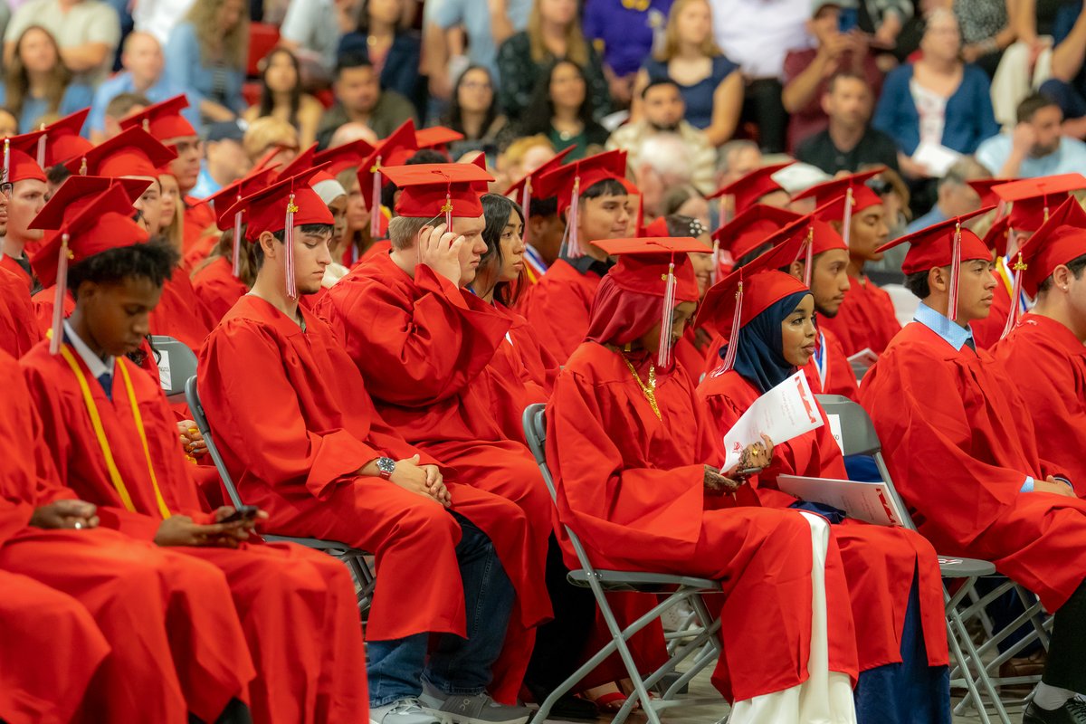 ISD347's tweet photo. 🎓 Congratulations to the 236 graduates of Willmar Senior High School's Class of 2026!

We are proud of all you've accomplished and excited to see where your journey takes you next. ❤️

#WillmarPublicSchools #ClassOf2026 #WillmarSeniorHigh #CardinalPride https://t.co/kYG1xzqRgs