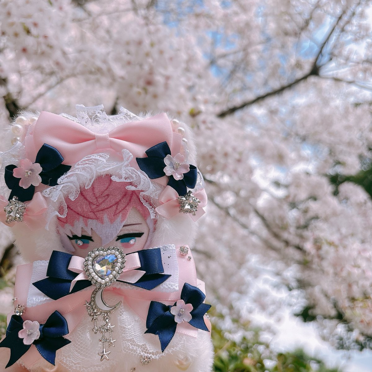 Lily (@Lily_handmaid) / Posts / X