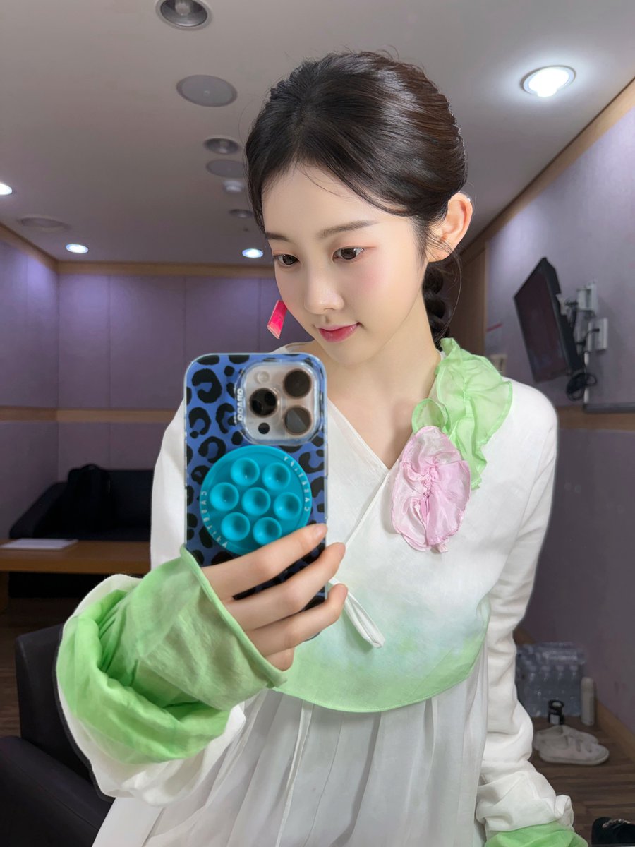 STAYC_official's tweet photo. 260602
#서편제 9회차

#STAYC #스테이씨
#Sieun #시은 https://t.co/LAulWnERch