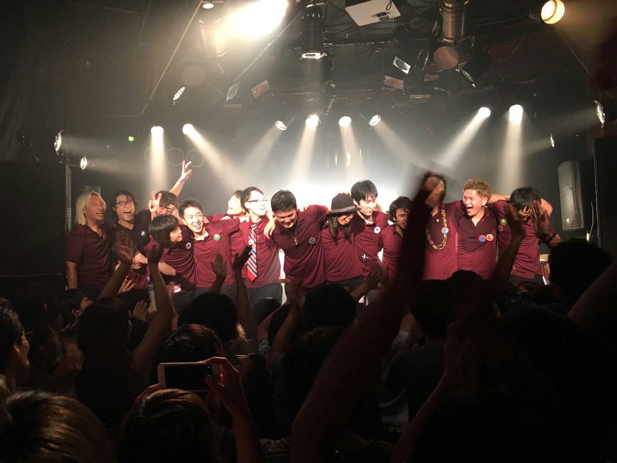 ds_hibikix's tweet photo. 10周年おめでとう！🎈
さすがにエモいか。

@La_Senas_ 

#ラセーニャス https://t.co/s5eEShmHaE