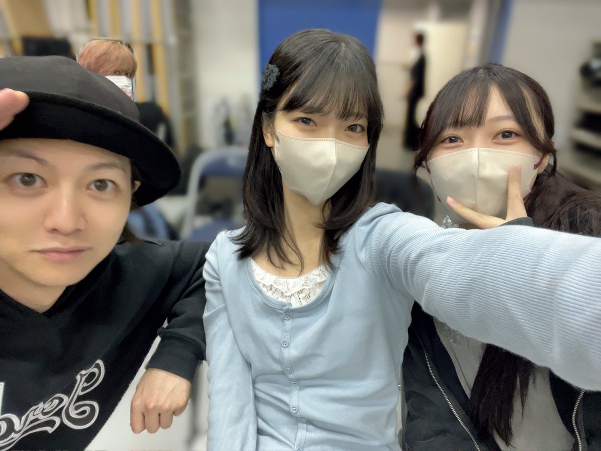 Mito_HiUtoKA's tweet photo. かもさん！はなさん！

？？

#カミシバイ　

https://t.co/betODO0Kvv https://t.co/CUfBzzYPhE