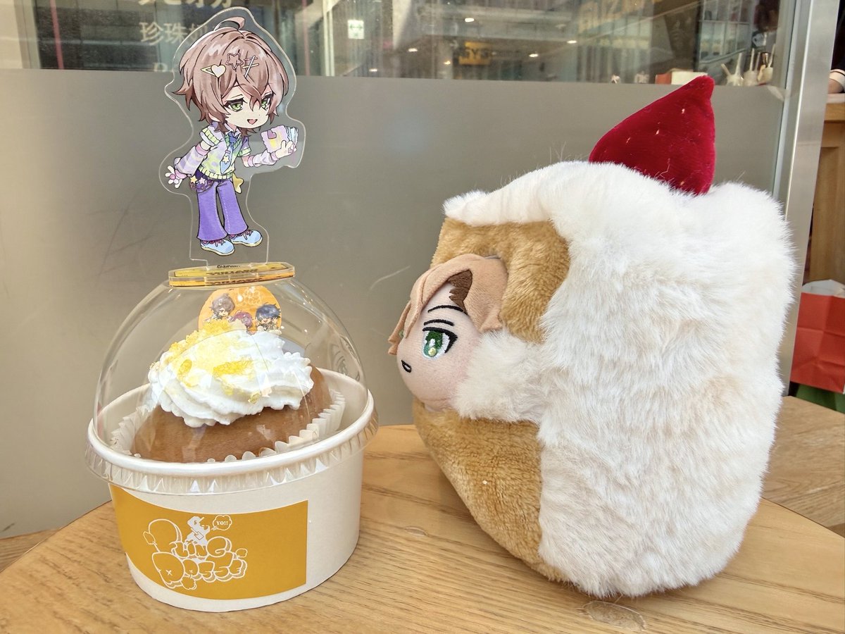 nunulemonu's tweet photo. 巡査部長殿の誕生を祝うなどしました🎂🎉
カップケーキ美味しかったですね https://t.co/tT5PLx3e5L