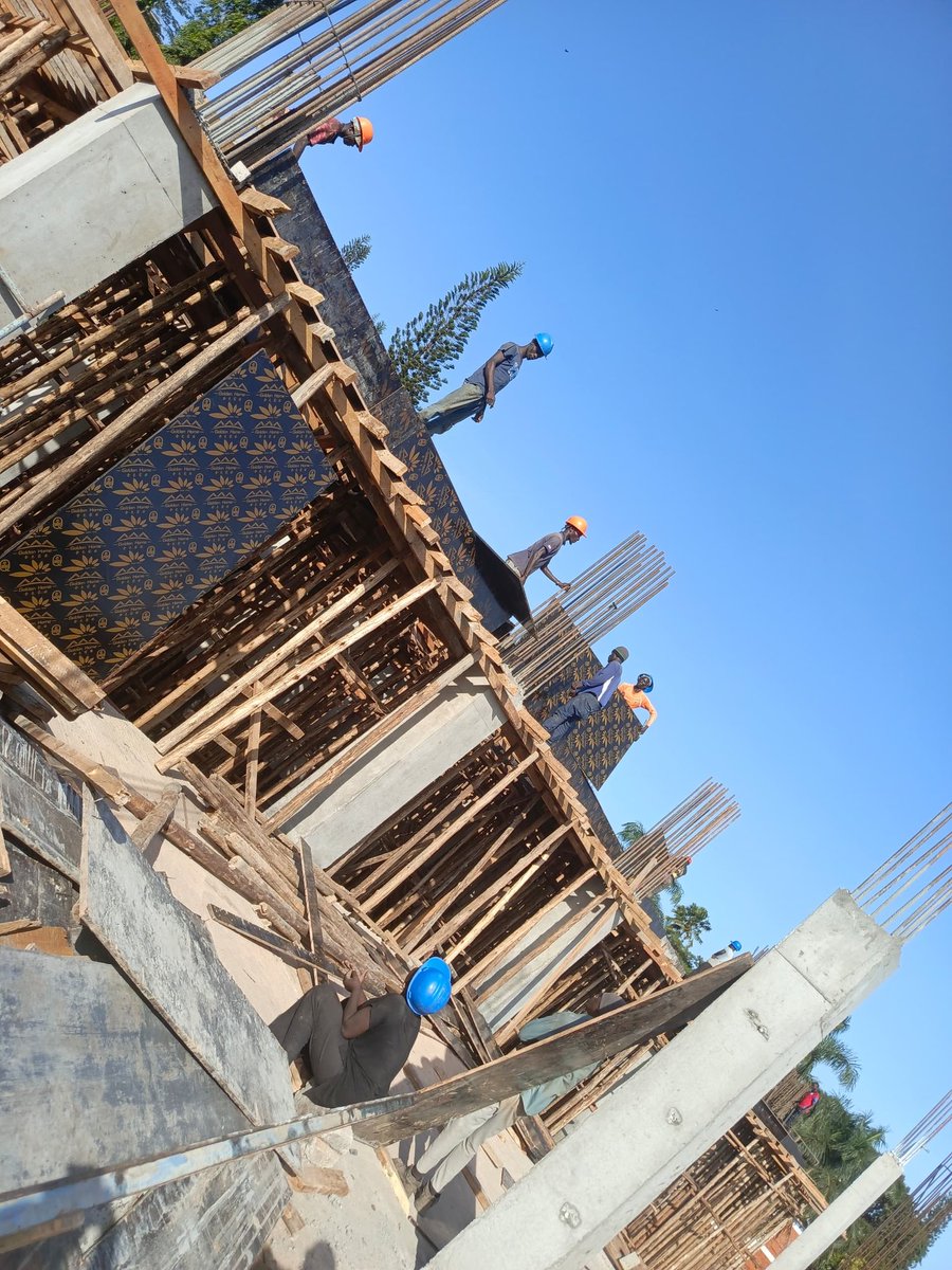 RJ_nteriors's tweet photo. Design and Build💯🥰
Let's handle the stress that comes with developing your commercial project🏗🧱 https://t.co/WrWkpBzhiv
