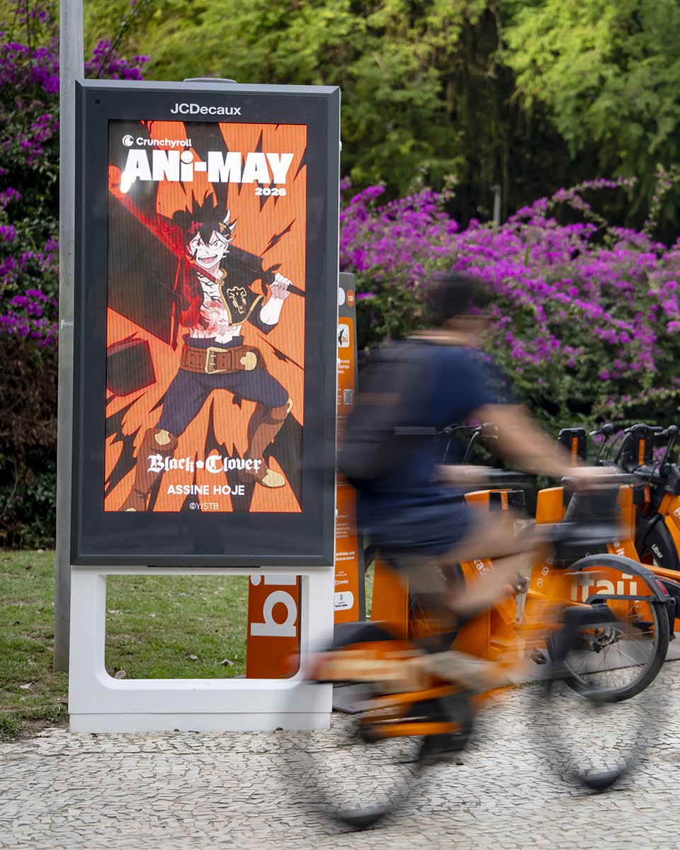 JCDecauxGlobal's tweet photo. Calling all anime fans! 📢✨

This May, for World Anime Month, JCDecaux Brasil helped Crunchyroll meet its community through a massive, connected urban campaign. From street level to underground, the street furniture brought anime to life across Brazil. https://t.co/b4nEgZI8hr