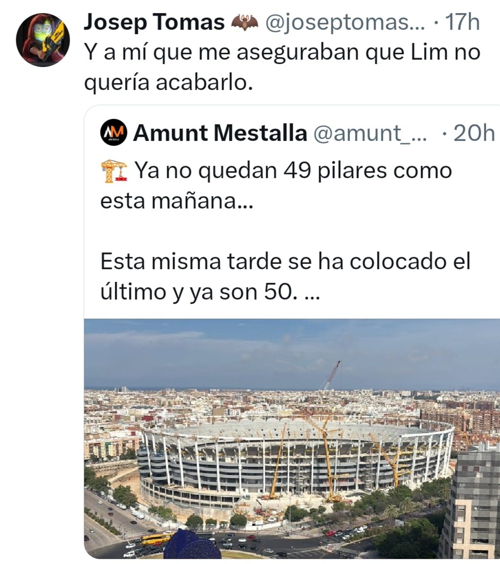 irunache's tweet photo. Esto es más surrealista que Lim posando con un pantalón del VCF al lado del jeque en París. Uno celebrando que ya hay 50 pilares y otro que se piensa que Lim lo acaba por qué se ha puesto generoso sin más. Mare de deu senyor 😓🙏🏻 https://t.co/zu5WhsVYxT