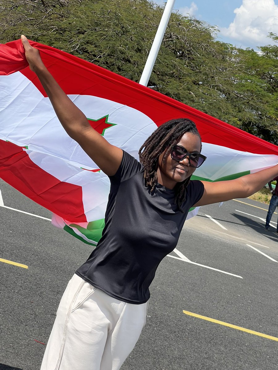 irakoze____'s tweet photo. Off to represent #Burundi to #1stWorldYogasanaSportsChampionship in India/Ahmedabad 

I wanna thank me for the effort 
Thank you #Abatwip who helped out 
Thank you @AInkinzo for providing a valid international travel insurance.
@AInkinzo offers Credit Insurance,Health Insurance.. https://t.co/wsLxuI15M5