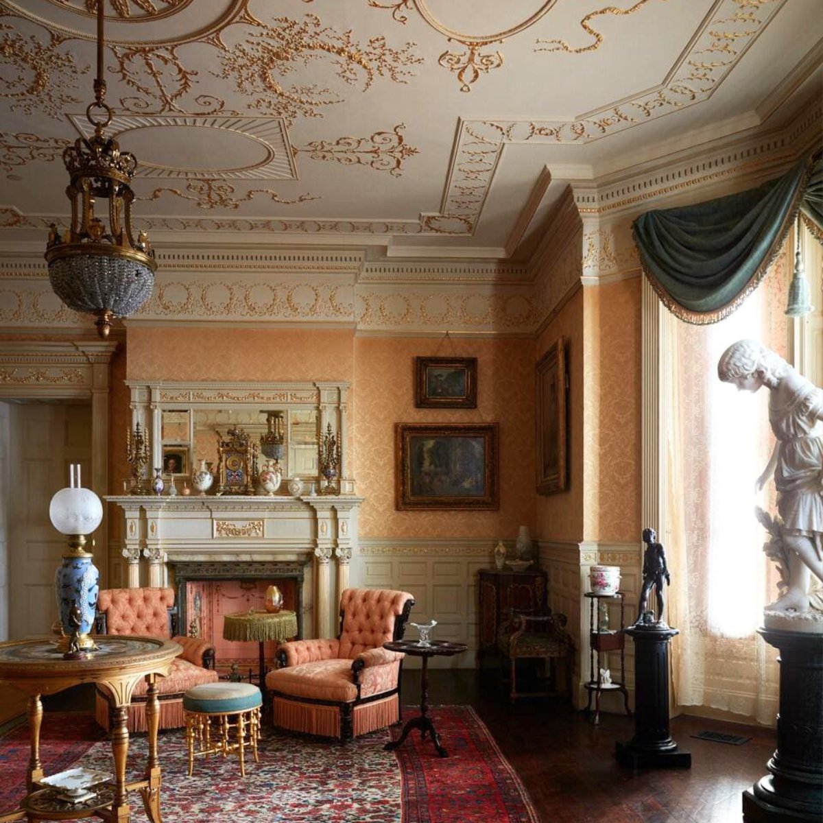EverGreeneAA's tweet photo. Every Museum Tells A Story 🏛️

This #MuseumWeek (June 1–7), we're celebrating the cultural institutions that preserve history, inspire curiosity, and connect us to something larger than ourselves.

We're proud to spotlight 100+ projects.

Explore 👉 https://t.co/Vgd5B1tz2S https://t.co/GnUqUYYlqp
