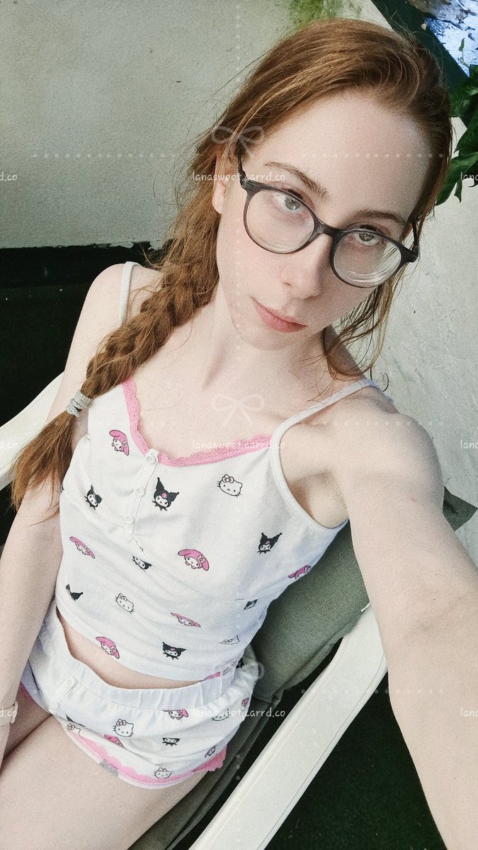 lanasweetverse's tweet photo. #redhead #cutegirl #sexy https://t.co/gKdEzIs3HL
