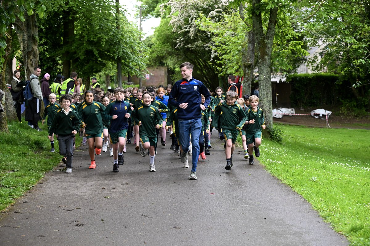 Athletics_MTU's tweet photo. 🔥MTU Athletics in the Community🔥

👏We were delighted to help out at the Cork Sports Partnership &amp; Athletics Ireland Daily Mile Celebration in Douglas

🎉Our crew were honoured to lead out 300 primary school children on their mile around one of the nicest parks in the city https://t.co/nBNXCYlQlj
