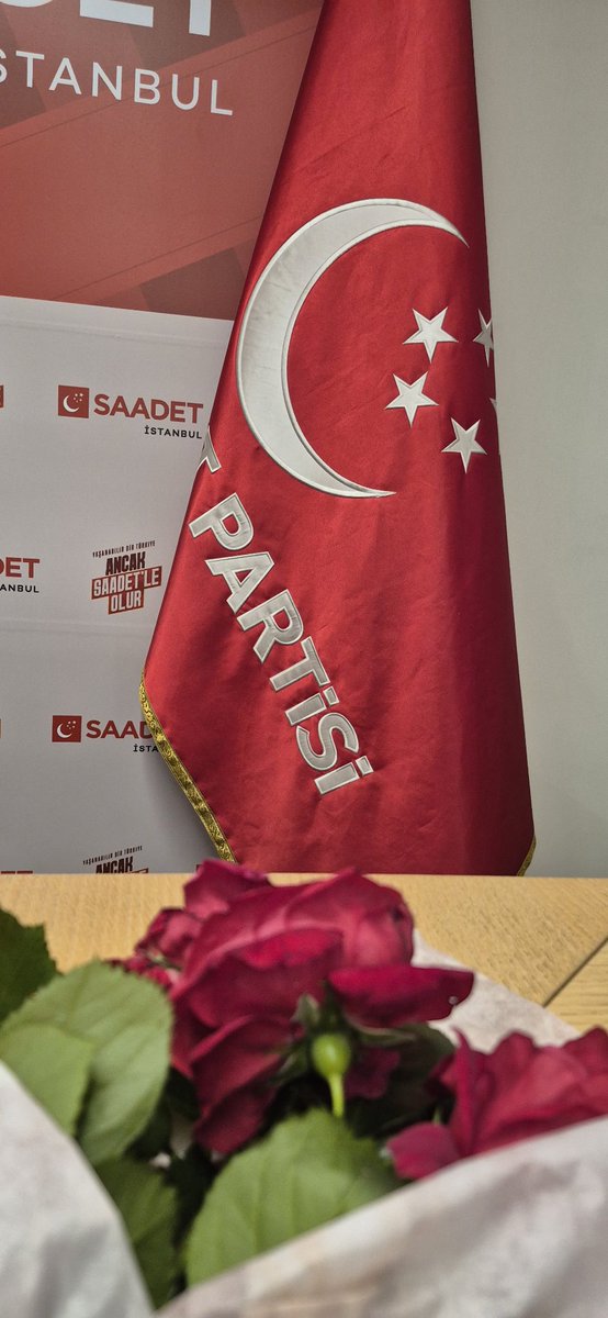 doganayse11's tweet photo. Birim toplantısı dediğin 🌹❣️

@saadetkadin34 
#saadetpartisi https://t.co/N9MbI9Zezc