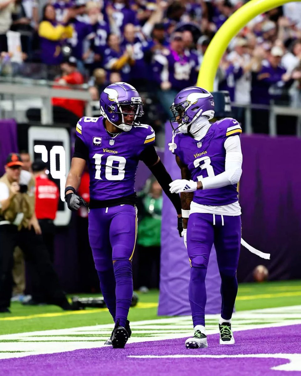 Thaairee's tweet photo. Your #WhyNotFamily WR Agendas for next szn https://t.co/krPlvBRDH5