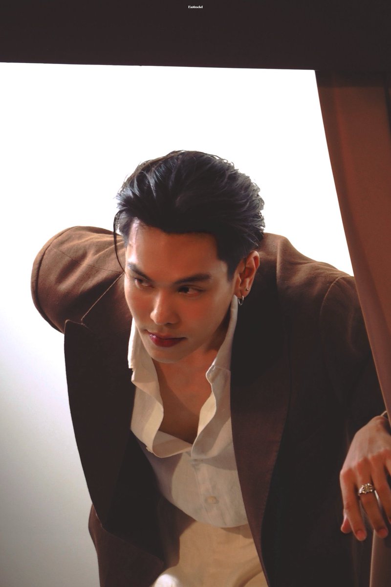 Ni9htanxttx's tweet photo. ยักษ์ พญานาค ไม่ก็ครุฑ สิ่งศักดิ์สิทธิ์ https://t.co/v6XqwSolXR