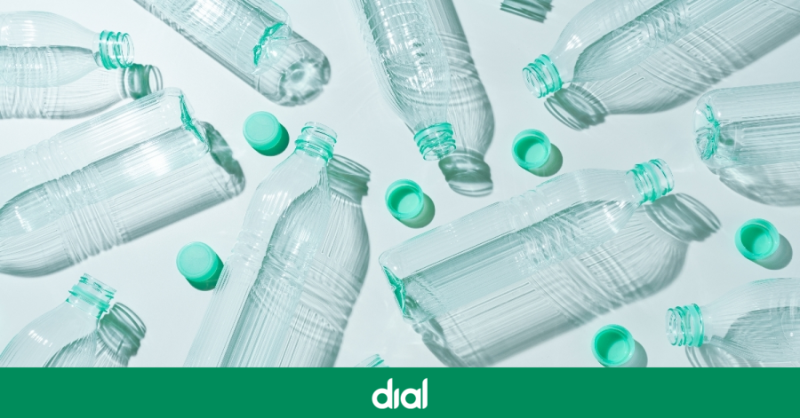 Cadena_Dial's tweet photo. ¿Te lo pueden cobrar? El suplemento extra de los bares y restaurantes a los envases que afectará a los clientes 

➡️ Descúbrelo en nuestra web https://t.co/tVKPe7Pykx