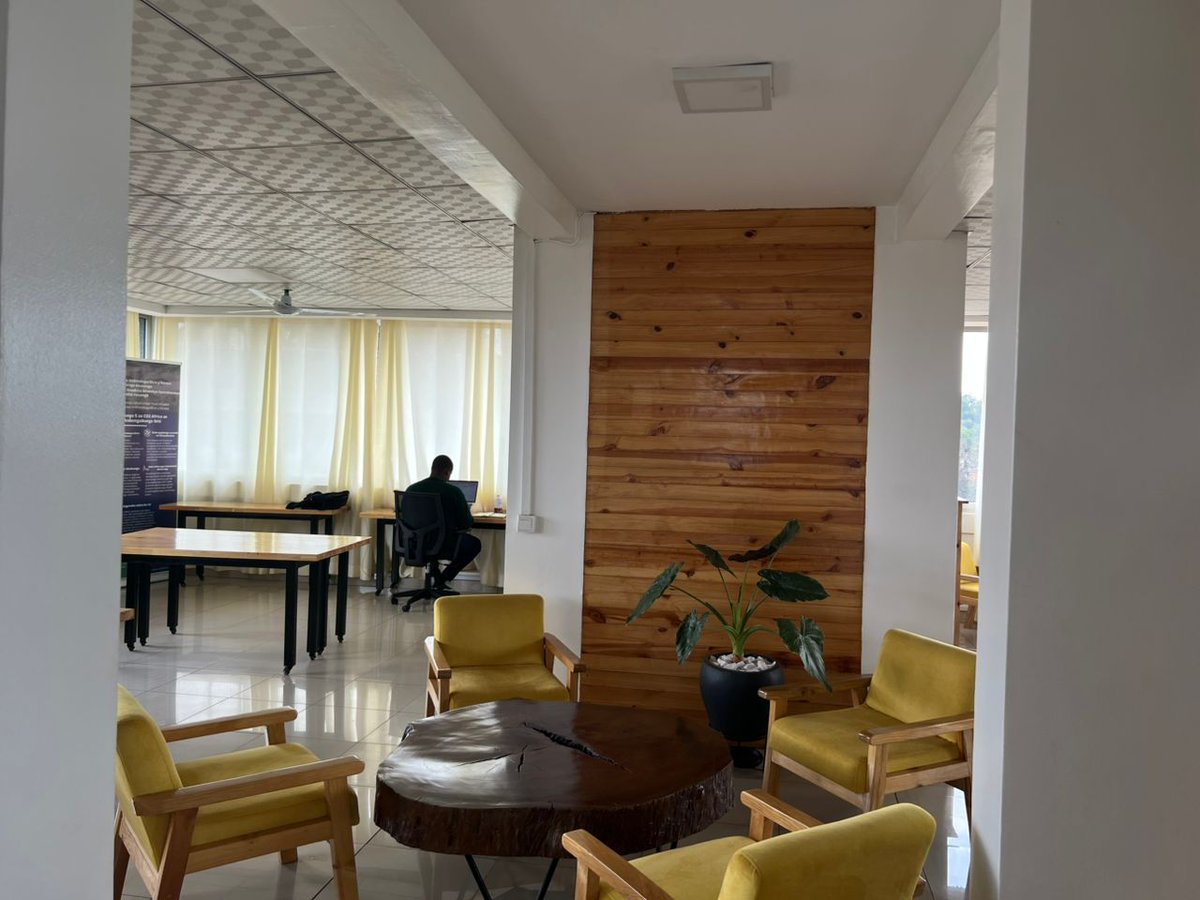 EBC_Rwanda's tweet photo. Looking for office space in Kigali? 👀

We've opened a limited number of desks at the EBCR offices in Kacyiru.
✅ Starlink Internet
✅ Meeting Room Access
✅ Parking &amp; Security
✅ Prime Location

Know someone looking? Tag them below 👇

#Kigali #RwandaBusiness #OfficeSpace #EBCR https://t.co/9tToKIrXLK