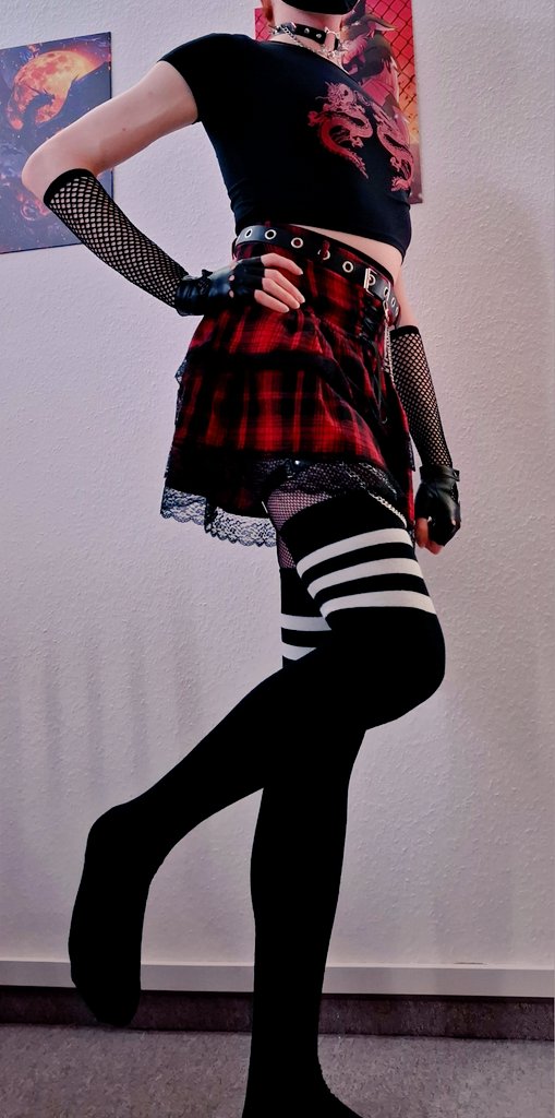 jarrow2026's tweet photo. If you cuties have any ideas for pictures feel free to comment them ^w^
#cute #femboy #thighhighs #gay https://t.co/KvKnA0CPba