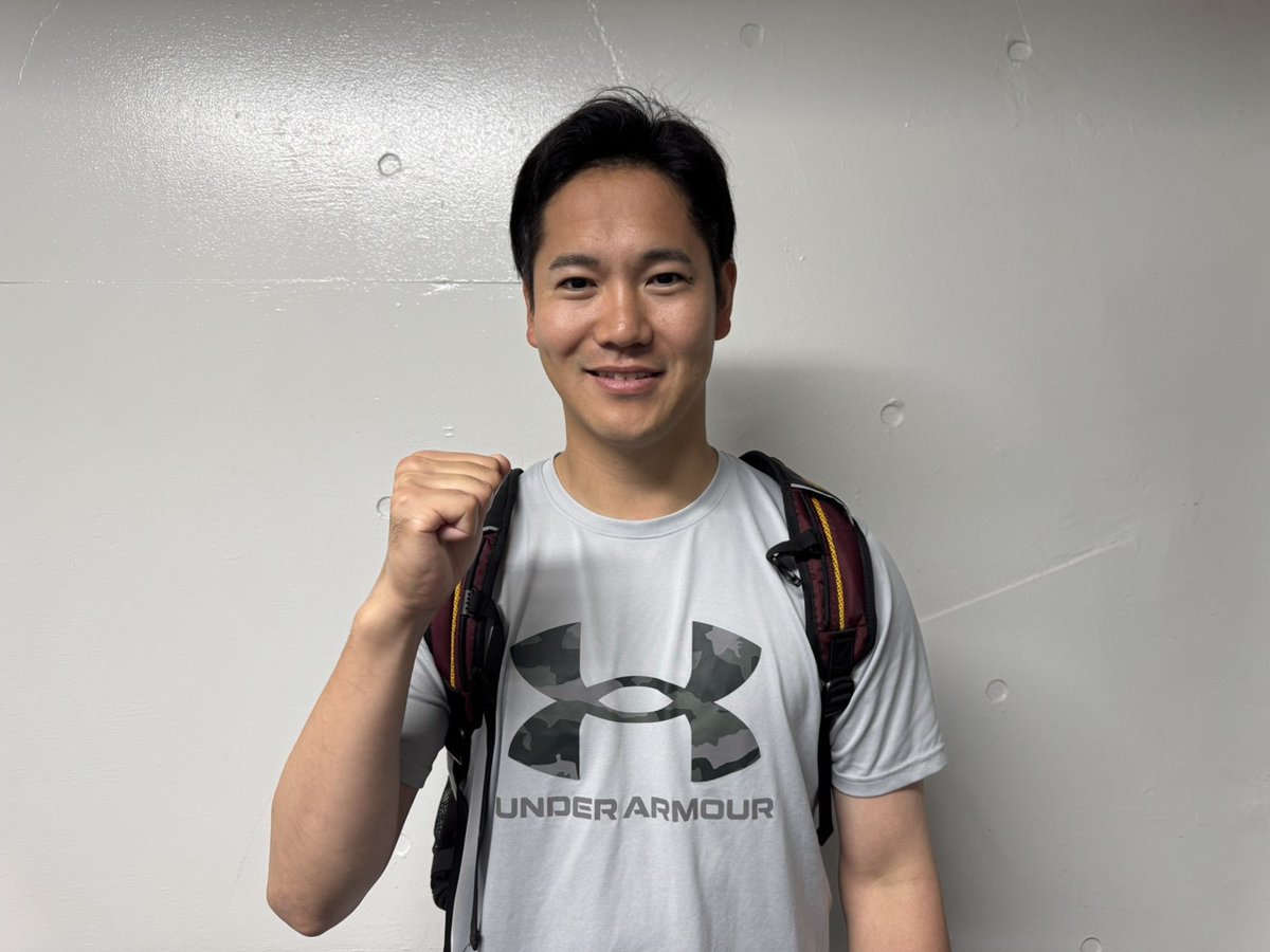Rakuten__Eagles's tweet photo. 圧巻の中継ぎ陣✨
0を並べて継投完封勝利です‼️

#藤平尚真 選手が手に持っているのは
自家製疲労回復スムージー🍌🥭🍓

#鈴木翔天 #西垣雅矢
#RakutenEagles
#強鷲革新 https://t.co/mJ4iCELGUG