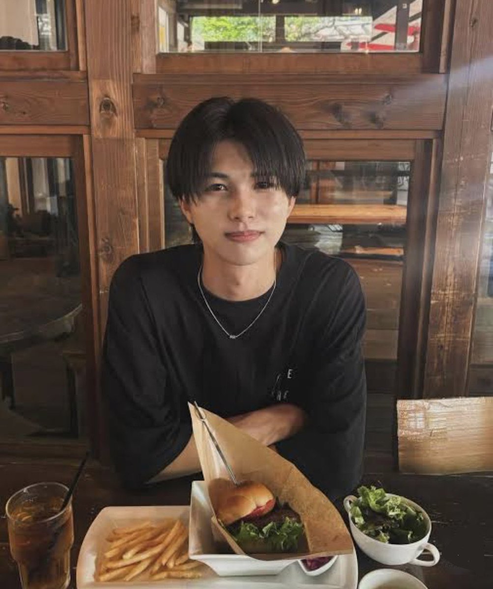 国プは黙って後藤結 tweet media