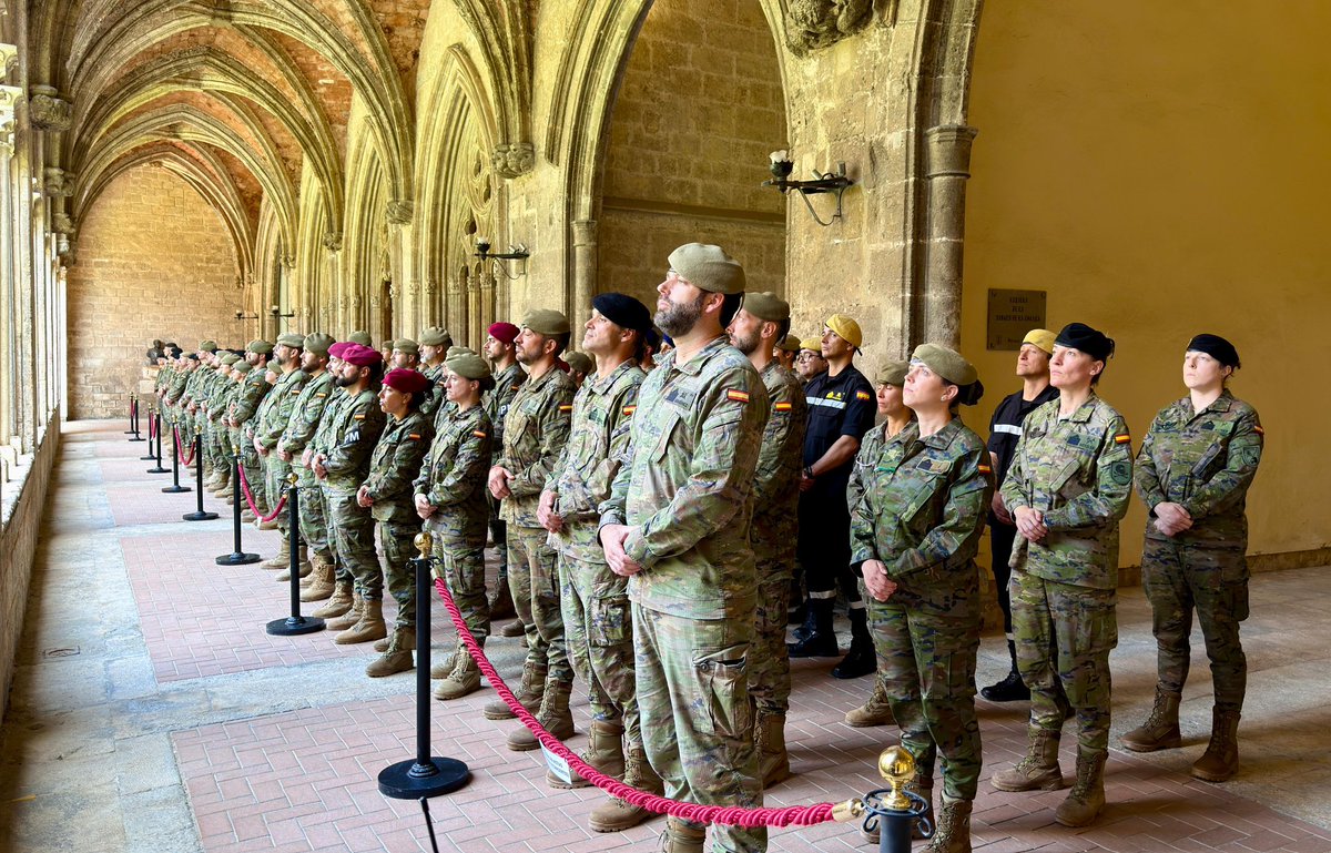 CGTAD_NRDC_ESP's tweet photo. Orgullo y tradición en el 52º Aniversario de la creación de la Academia General Básica de Suboficiales .Un compromiso intacto con el servicio, el pundonor y la entrega. Celebramos hoy este hito en el Establecimiento Santo Domingo en Valencia, sede del @CGTAD_NRDC-ESP
¡A España servir hasta morir! 🇪🇸
#SomosTuEjército
#EjércitodeTierra