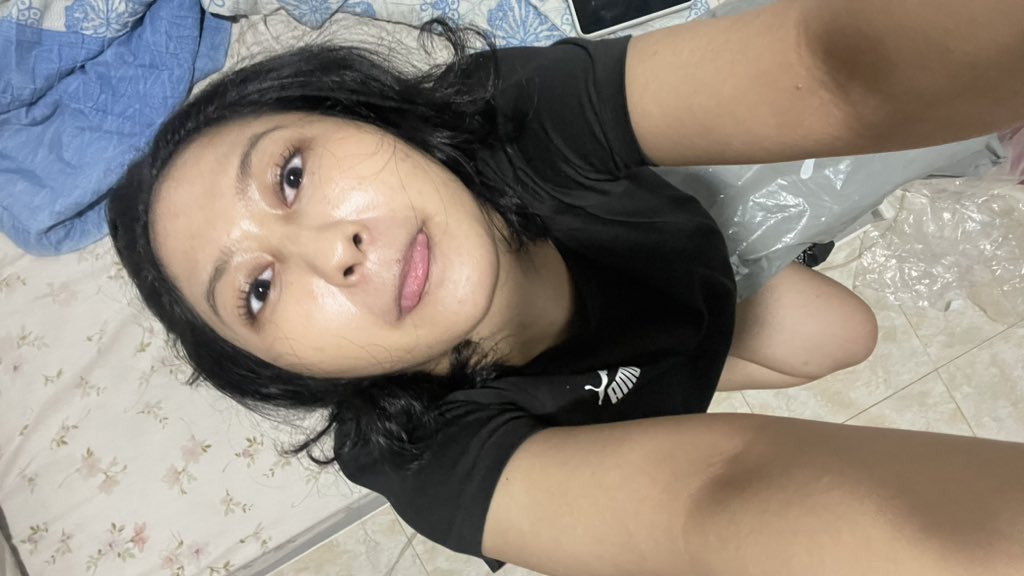 ababilaaaaa's tweet photo. Kalau ga rebahan yaa olahraga 🙂

Drop ur selfie angle atas!! https://t.co/I4x7GTJAkt