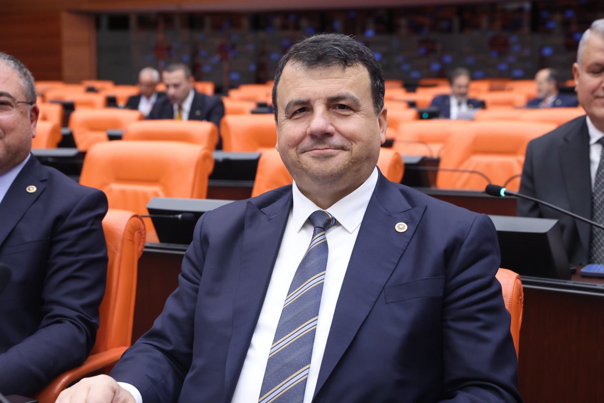 mvhasanozturk's tweet photo. 📍TBMM

TBMM Genel Kurulu'nda Cumhuriyet Halk Partisi Grubu olarak bugünkü görüşmelerimizi sürdürüyoruz. Kademeli emeklilik bekleyenlerin, kamu mühendislerinin, yapı kayıt mağdurlarının, yardımcı hizmetler sınıfının, staj ve çıraklık sigortası mağdurlarının, atama bekleyen sağlık personelinin, atama bekleyen öğretmenlerin ve çözüm bekleyen tüm vatandaşlarımızın sesini duyurmak için var gücümüzle çalışmayı sürdüreceğiz.

#KademeyiVereceksiniz
#yardımcıhizmetlersınıfı 
#MeclisKademeyeBorçlu 
#KamuMühendisleri
#CırakStajyerinHakkıTamSigortadır 
#KademeAlınTerimiz
#KademeYasasıÇıksın
#TekŞartımızKademe
#HobiBahçemeDokunma
#YapıKayıtMeclise

@kaMUhendisleri
@YhsPlatformu
@EmadDernegi
@adilemeklilik
@EMADDER_KADEME
@CirakStajFED
@MuhTekSen_Konf
@mihribanugurluu
@iytdernegi