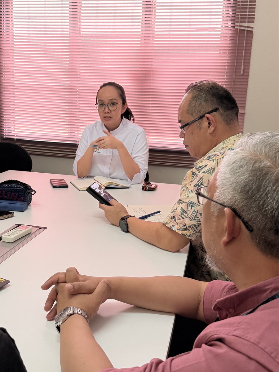 michellengms's tweet photo. I had a meeting with Majlis Bandaraya Subang Jaya‘s Environmental Management Department and Councillor Ken Chia to discuss several ongoing cleanliness issues in SS15.

Given the presence of three universities and the significantly higher waste volume generated in the area… https://t.co/RliFXJufRw