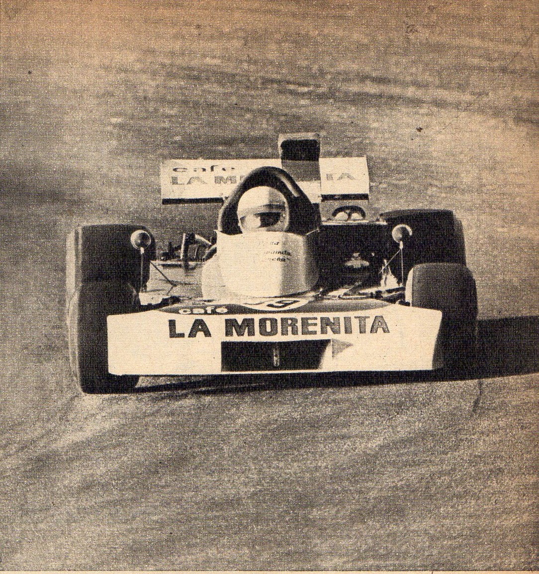 Pasiontuerca's tweet photo. 3 DE JUNIO 1973: La MA F1 y F2 corren en Rio IV y en la mayor gana Ruben L. Di Palma seguido por Nestor J. Garcia Veiga con sendos Berta Tornado a 153,399kph , en la F2 Carlos Jarque con Lotus-Renault se impone sobre @LopezCocho con Martos-Peugeot #MAF1 #DiPalma https://t.co/an2N1MdjQA