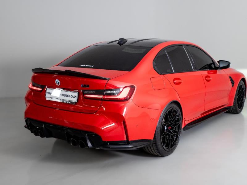 BoitumeloCaleb's tweet photo. R1 549 000 
2022 BMW M3 Competition M xDrive
3.0L Turbo engine 
375kW &amp; 650Nm of torque 
Full Franchise Service History 
(42 000 km) 
Warranty available https://t.co/uhXC4bvIMN
