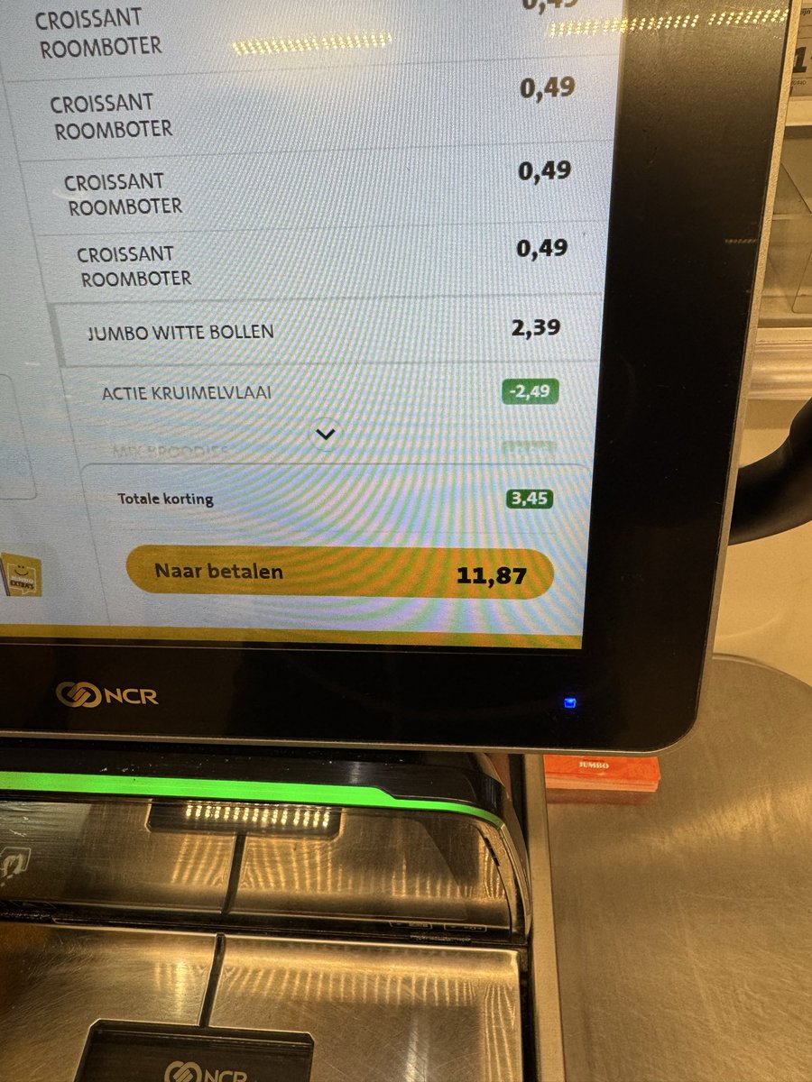 joepdemol684's tweet photo. @JumboSupermarkt hallo jumbo ,
Waarom klopt de prijs niet van de zelfscan en wat ik moet afrekenen.
Is al langere tijd zo .
Afgelopen weekend 2x gehad bij verschillende jumbo,s? https://t.co/POxLnJB6da