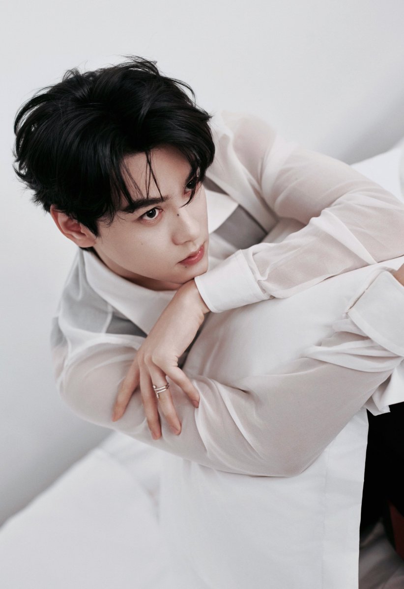 LemonadeINA_'s tweet photo. 26.06.03 ~ 𝐓𝐢𝐚𝐧 𝐗𝐮𝐧𝐢𝐧𝐠 𝐒𝐭𝐮𝐝𝐢𝐨 𝐖𝐞𝐢𝐛𝐨 𝐔𝐩𝐝𝐚𝐭𝐞

 📸 #CuacaCerahHariIni#
Malam agak berkabut, garis-garisnya tidak jelas. Hembusan napas yang samar, suasana yang bergelombang.

🔗https://t.co/ESy17Z4Rqx

XUNING JOURNEY X MIIOW
#XuningxMiiowLive https://t.co/zTO7nTVEzg