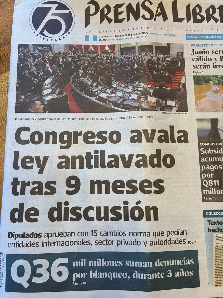 RafaelCarrerra's tweet photo. A regañadientes y con presión social, empresarial e internacional se aprueba la ley antilavado.

Después de 9 meses, al fin parieron algo bueno en la más nefasta legislatura de la era democrática.

Pendientes de los 15 cambios que hicieron. https://t.co/lI43atcAaT
