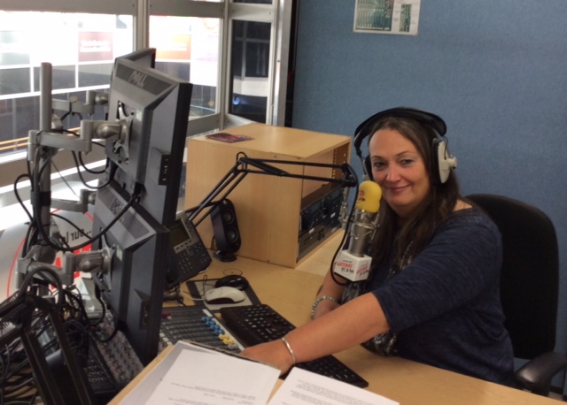 RosalynConnors's tweet photo. Olympic sporting legend and father Greg Rutherford joins me @RosalynConnors this afternoon on #DriveTime @Gateway978 to talk about smartphones, and managing children's screen time. 97.8FM, DAB, and at https://t.co/SfGjSpSTTD https://t.co/1HcLSQVyGy