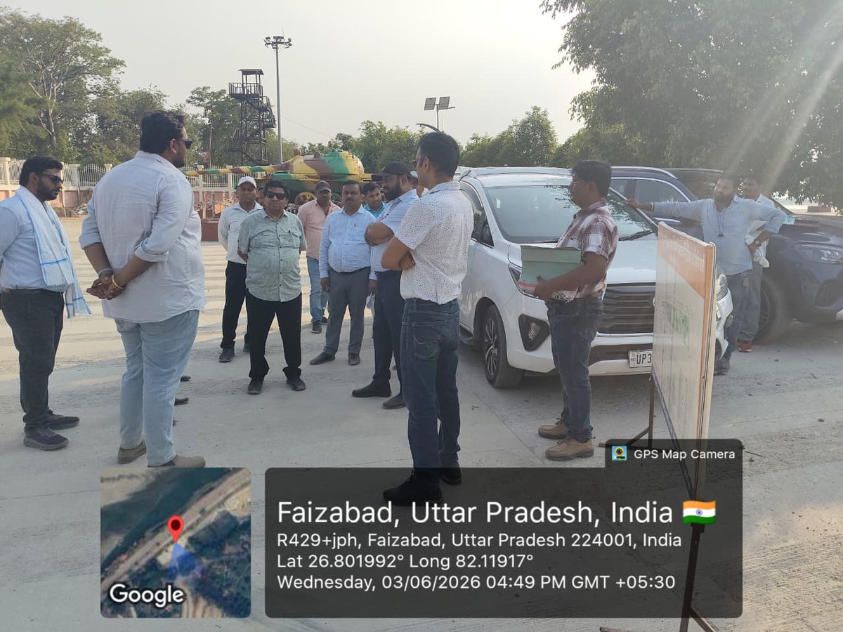 ProjectsLucknow's tweet photo. यूपीपीसीएल के प्रबंध निदेशक महोदय एवं मुख्य महाप्रबंधक महोदय द्वारा अयोध्या में प्रचलित कार्यों का निरीक्षण किया गया, प्रगति की समीक्षा करते हुए समस्त कार्य शीघ्र पूर्ण कर हस्तांतरण करने हेतु निर्देशित किया गया। 
#quality #transparency #Timeline 
@swatantrabjp
@jaiveersingh099 https://t.co/UtEdUS16VJ