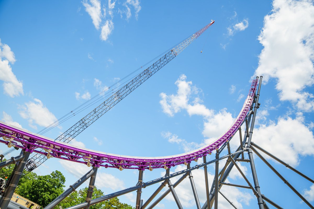 Blooloop's tweet photo. Construction advances on @SFGrAdventure record-breaking 2027 coaster
https://t.co/GCqDFz1sWm https://t.co/HZsFTfSvMQ