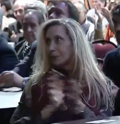 JohnnyCpiola's tweet photo. @marthalamartha Se la ve regia a la Sra. Karina. 0 El conjuro por suerte. Esas mechas... https://t.co/NVdERztQFB