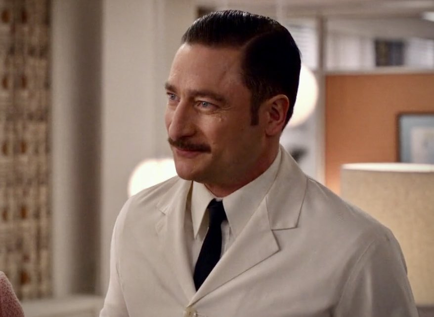 _alexandermiles's tweet photo. Flashbacks to shouting MANOLO COLÓN ISN’T A REAL NAME during Mad Men, then [spoilers] hooooo boy…