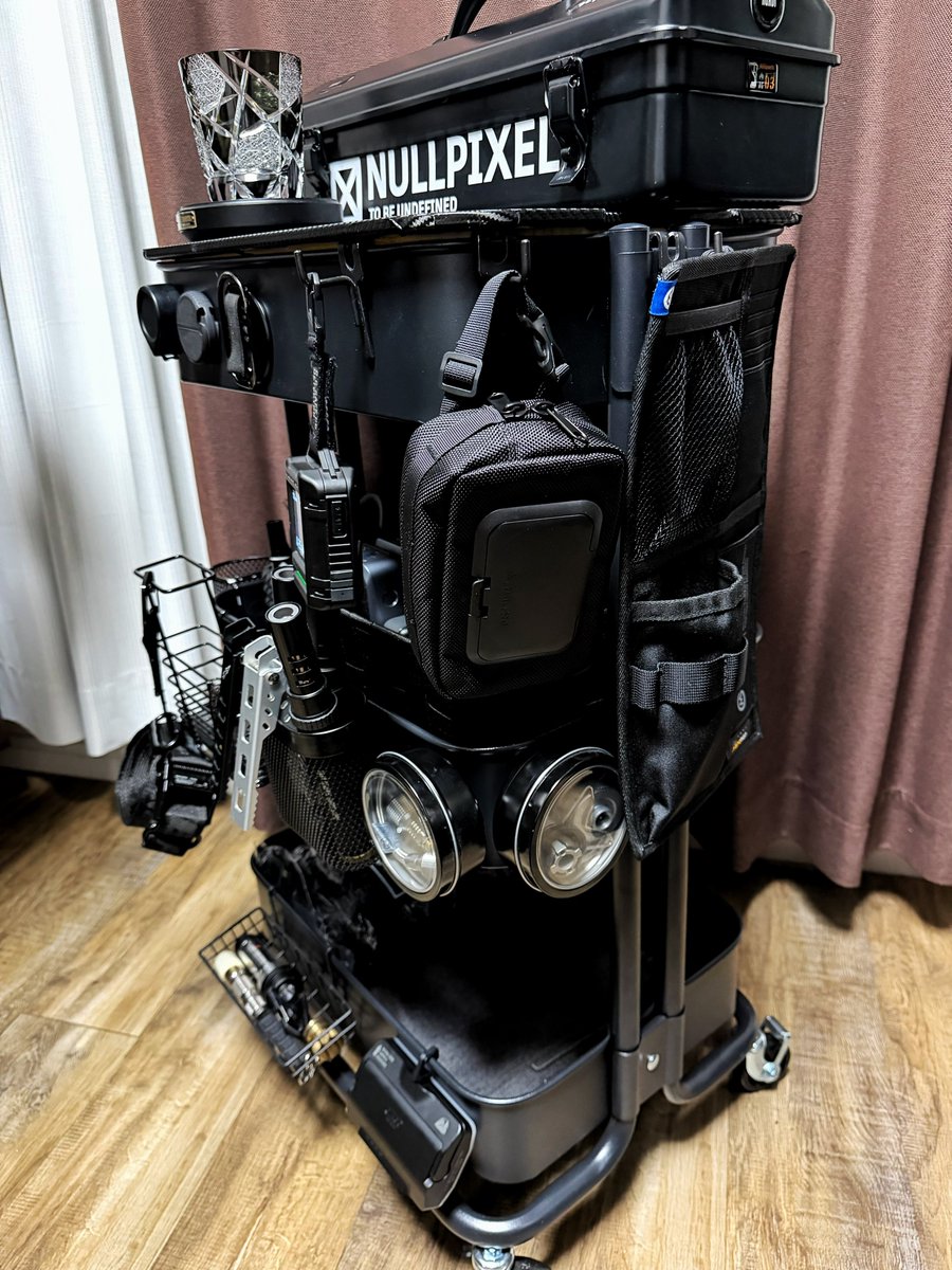 DeskNagare's tweet photo. あれやこれや付けてみたら、なんかよう分からんけどカッコ良くなったぞ🔥🔥🔥

#desksetup https://t.co/EiPjf0FulU