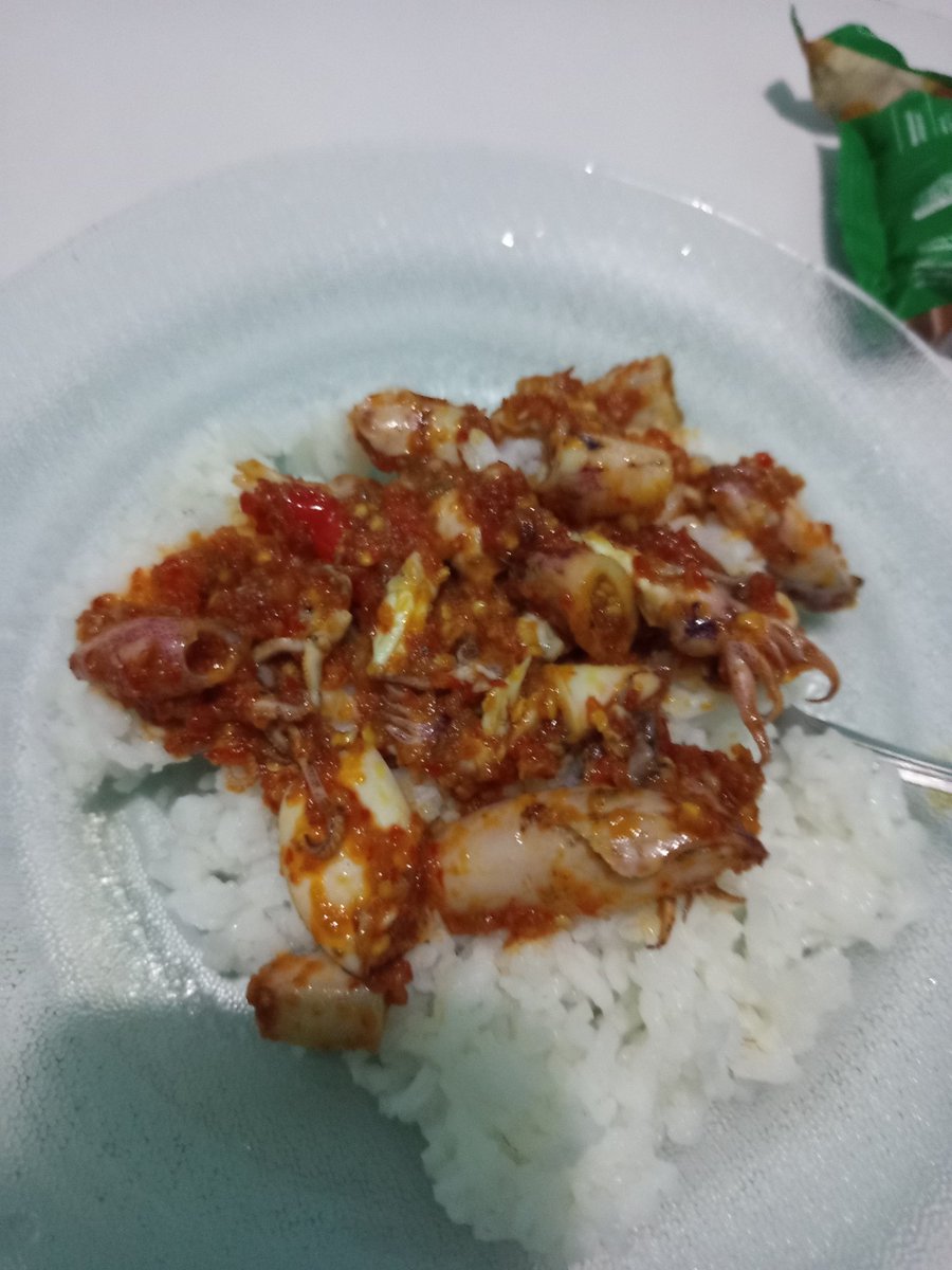 madaodinary's tweet photo. Ketahuilah bahwa ini mantep bgtttt cuminya gak alot 🤤🤤 minus bumbunya kurang berasa 😭😭 ((gw sgt amat takut keasinan)) https://t.co/Lm60MFycoC