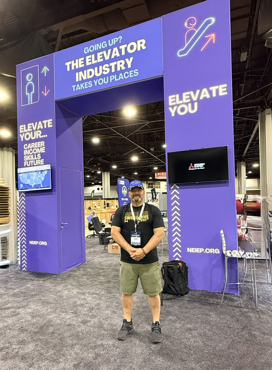 NEII_Tweets's tweet photo. The Elevator Industry team would love to see you today! We have a great career opportunity to tell you about as well as some great prizes! Here are our first winners of the Fluke meter &amp; signed Jack Beckman hats @SkillsUSA  @NEIEP_Training @IUEC  #NLSC26 #workforcedevelopment https://t.co/lqQ527JI9V