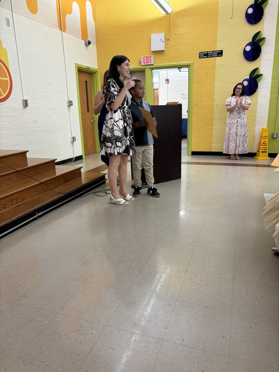 REDSTEM_Magnet's tweet photo. It’s time for the next big jump for second grade. Say goodbye to the inside classrooms and now you are onto the outside annex for third through fifth grade classes. What an awesome milestone that you are halfway through elementary school.
@REDSTEM_Magnet
#TeamRedSTEM
@HoustonISD https://t.co/FmdCZfpRIT